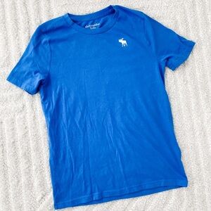 Abercrombie kids Youth 11/12 Blue Pocket T